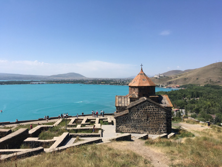 Eine Rückfahrkarte nach Yerevan, Bitte!